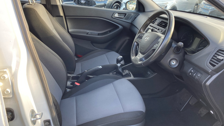 Hyundai i20 1.2 SE 5dr Petrol Hatchback